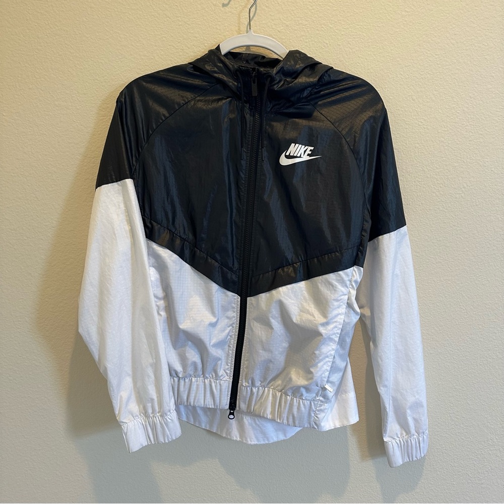 Nike Metallic Gray Windbreaker
